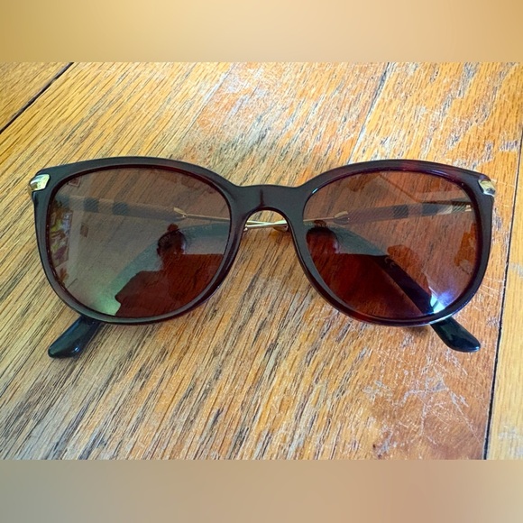 BURBERRY sunglasses - Picture 2 of 10